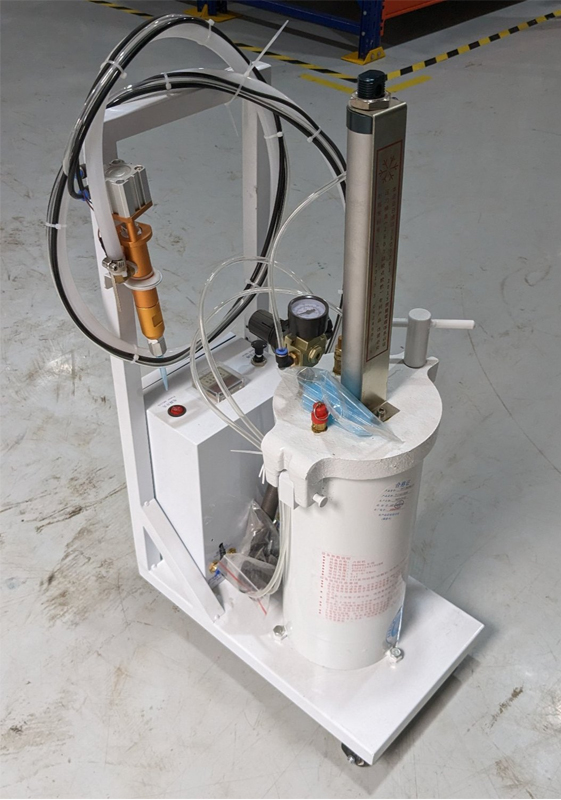 Glue Dispensing